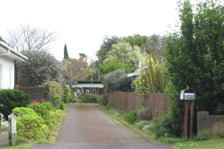 Photo of property in 190a Seaview Road, Westown, New Plymouth, 4310