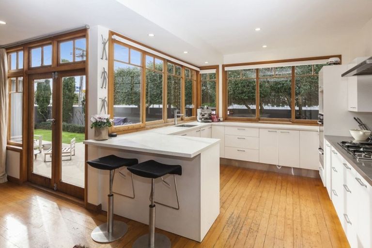 Photo of property in 29 Menzies Street, Sumner, Christchurch, 8081