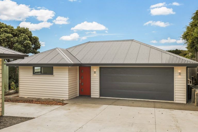 Photo of property in 223b Mount Pleasant Road, Mount Pleasant, Christchurch, 8081