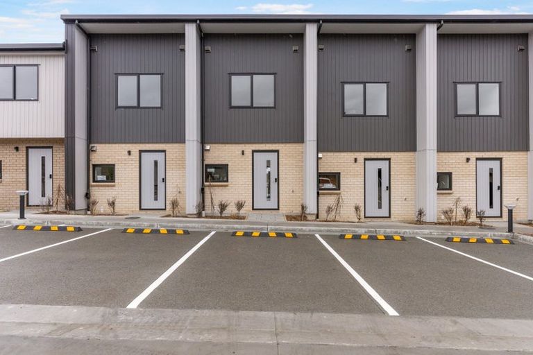 Photo of property in 74 Selo Street, Glen Eden, Auckland, 0602