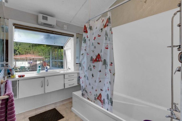 Photo of property in 11 Hibiscus Avenue, Hamilton Lake, Hamilton, 3204