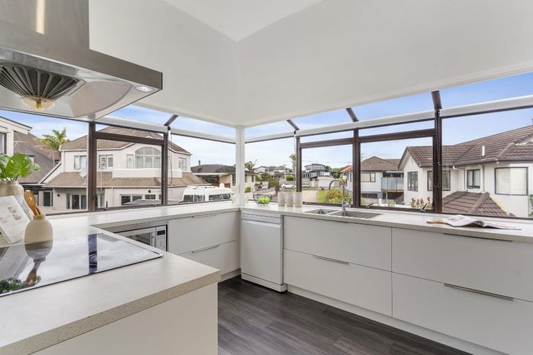 Photo of property in 1/19 Waller Avenue, Bucklands Beach, Auckland, 2012