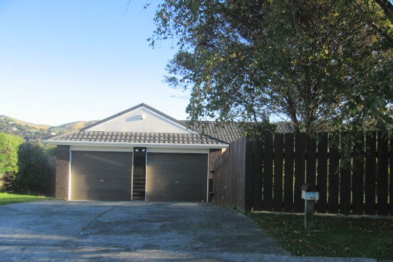 Photo of property in 10 The Haven, Whitby, Porirua, 5024