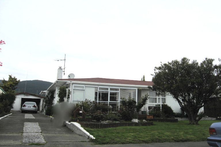 Photo of property in 55 Marlowe Street, Stoke, Nelson, 7011