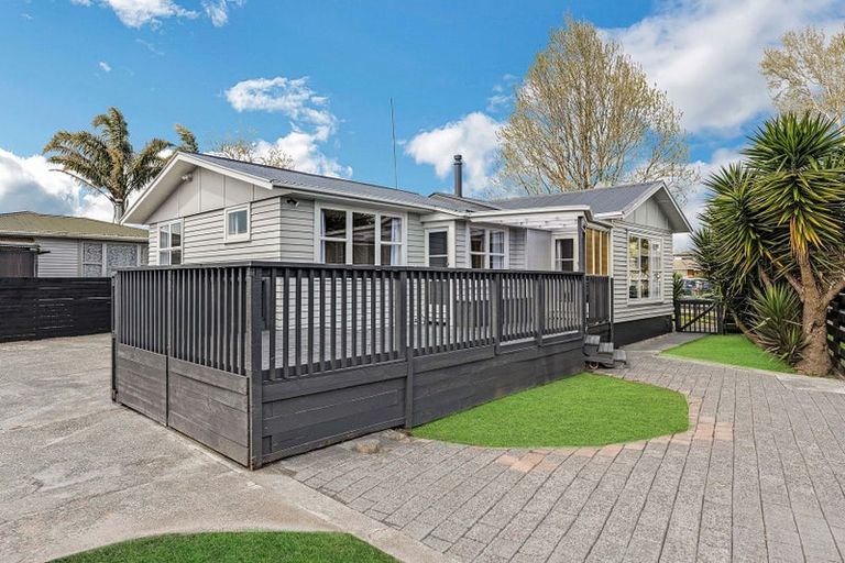 Photo of property in 7 Cooper Place, Papakura, 2110