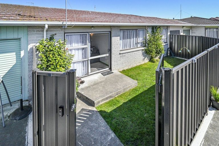 Photo of property in 2/408 Mclean Street, Saint Leonards, Hastings, 4120