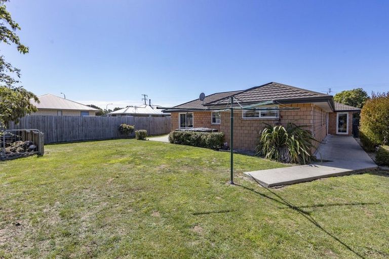 Photo of property in 19 Auckland Street, Ashley, Rangiora, 7477