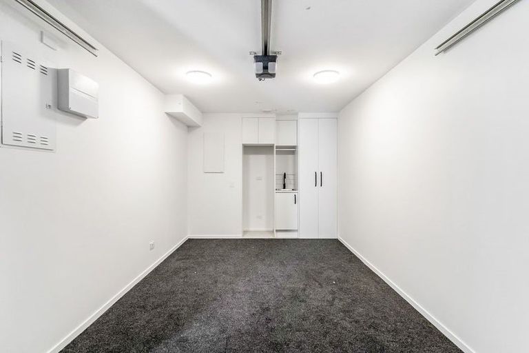 Photo of property in 19a Bradbury Road, Botany Downs, Auckland, 2010