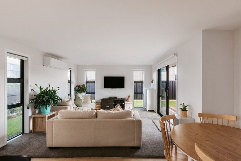 Photo of property in 22 Rehua Way, Papamoa, 3118