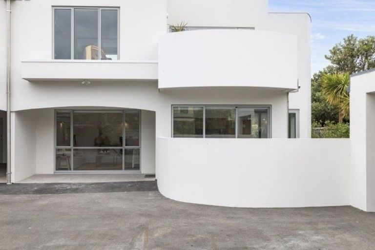 Photo of property in 2/8 Ballance Street, Waimairi Beach, Christchurch, 8083