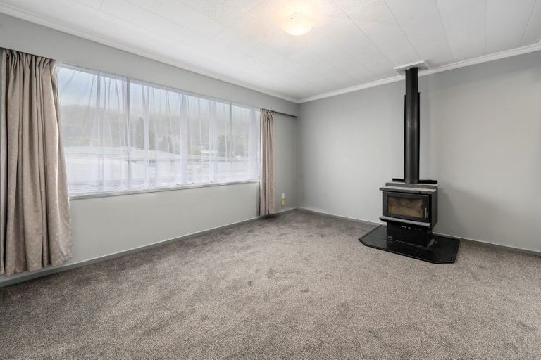 Photo of property in 16 Bay Grove, Pukehangi, Rotorua, 3015