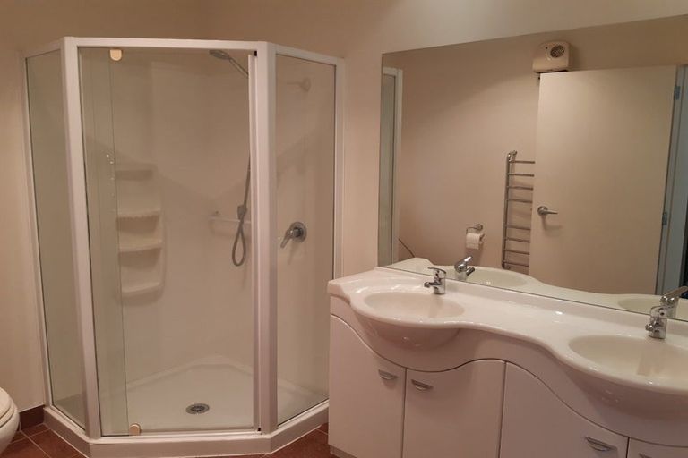 Photo of property in 4 Sunningvale Lane, Ilam, Christchurch, 8053