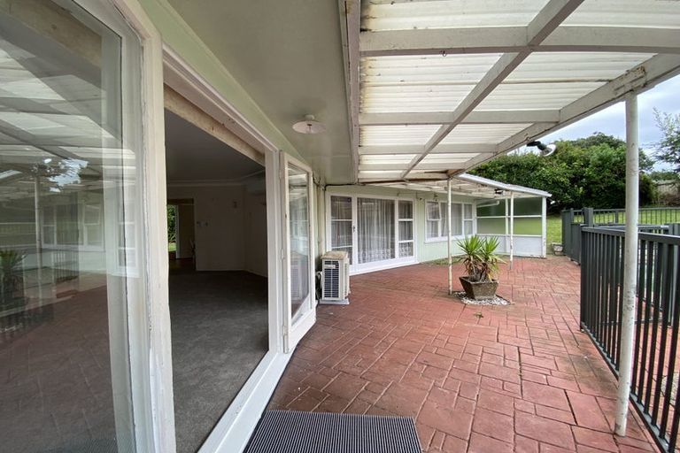 Photo of property in 4 Glenmore Road, Sunnyhills, Auckland, 2010