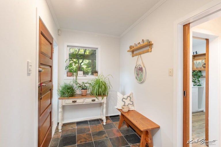 Photo of property in 13 Chichester Drive, Pinehaven, Upper Hutt, 5019