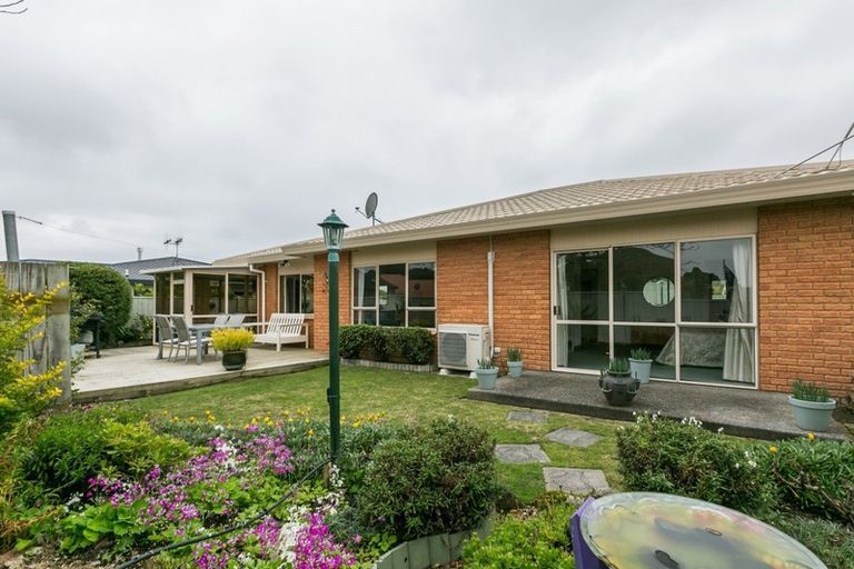 Photo of property in 18b Knightsbridge Place, Taradale, Napier, 4112