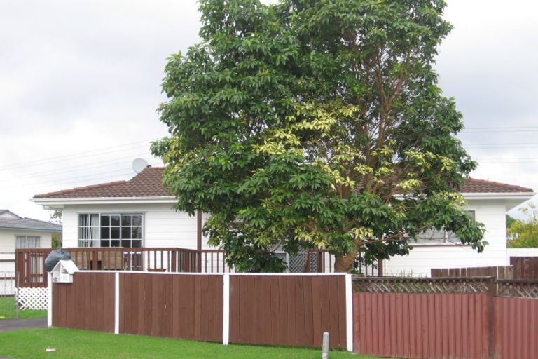 Photo of property in 10 Silverstone Place, Henderson, Auckland, 0612