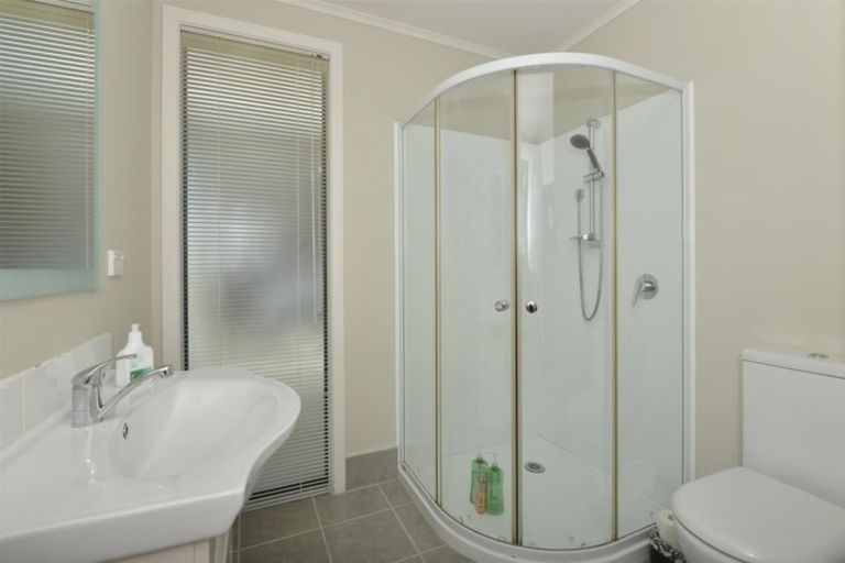 Photo of property in 81 Jumna Road, Maungaturoto, 0587