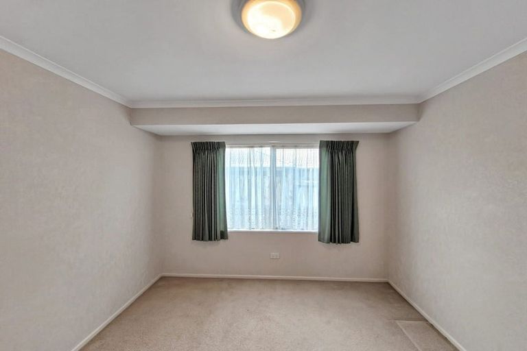 Photo of property in 69 Gravatt Road, Papamoa Beach, Papamoa, 3118