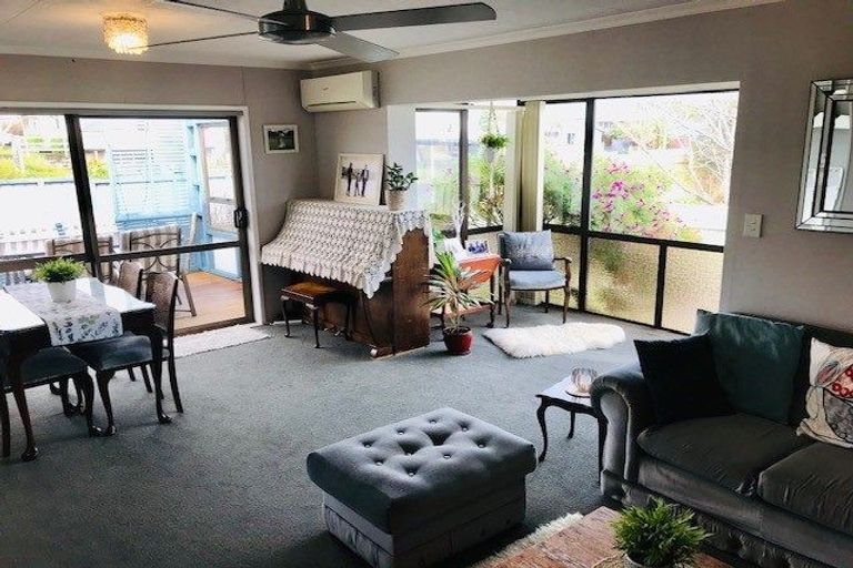 Photo of property in 189a Parklands Avenue, Bell Block, New Plymouth, 4312