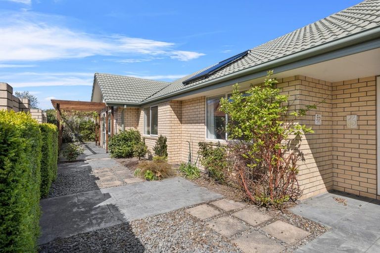 Photo of property in 14 Cayman Close, Shirley, Christchurch, 8052