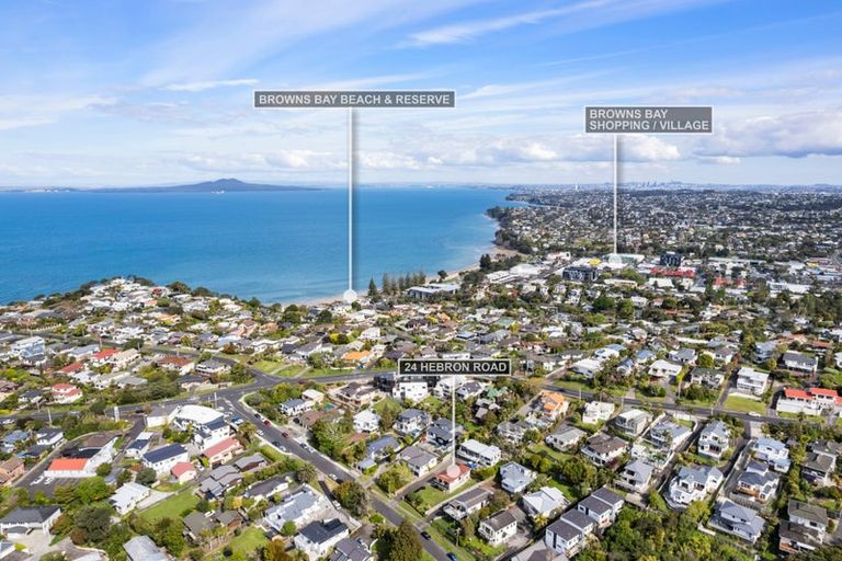 Photo of property in 24 Hebron Road, Waiake, Auckland, 0630