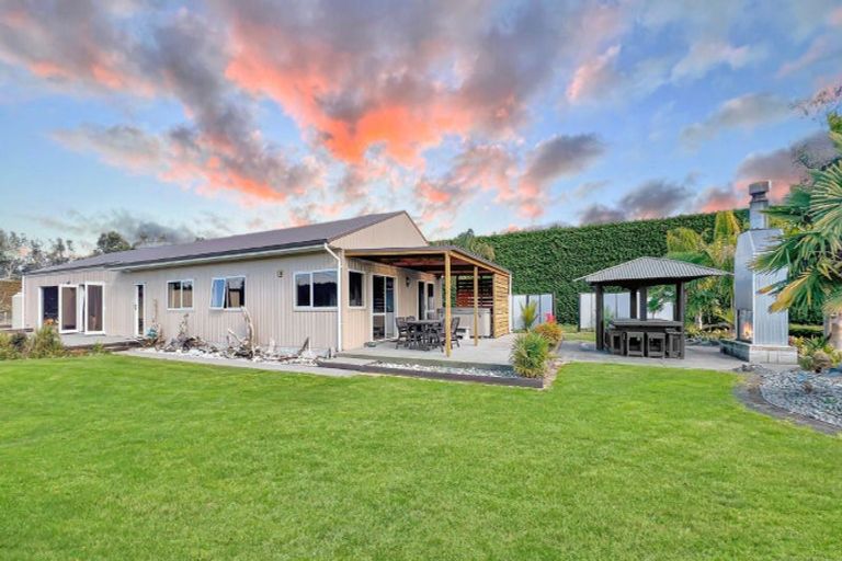 Photo of property in 16 Hogbin Road, Te Teko, Whakatane, 3193