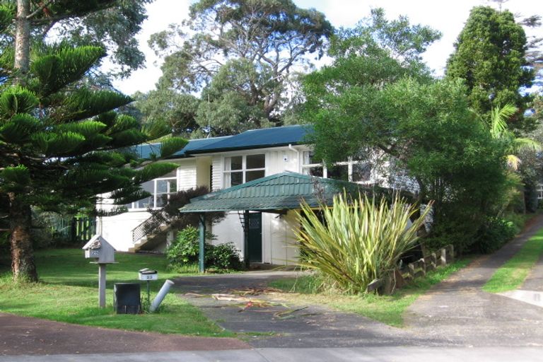 Photo of property in 23 Thomas Avenue, Te Atatu Peninsula, Auckland, 0610