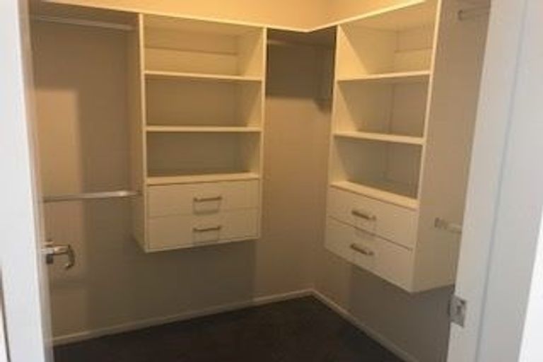 Photo of property in 227 Porchester Road, Takanini, 2112