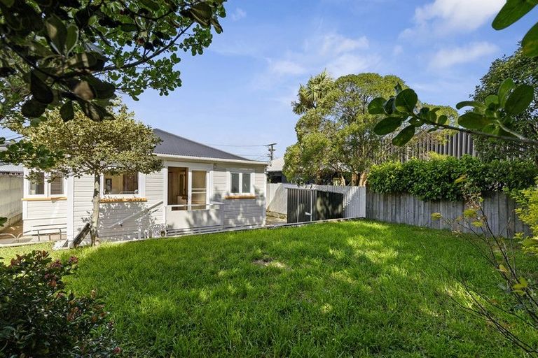 Photo of property in 5 Oriental Street, Petone, Lower Hutt, 5012