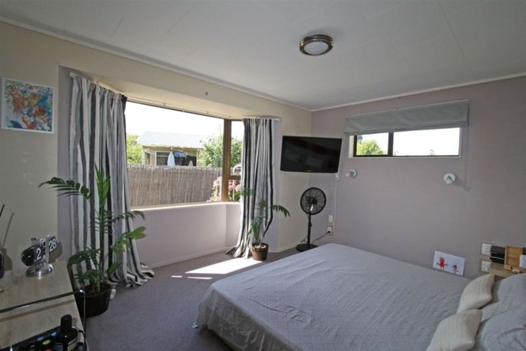 Photo of property in 3 Te Rima Place, Bell Block, New Plymouth, 4312