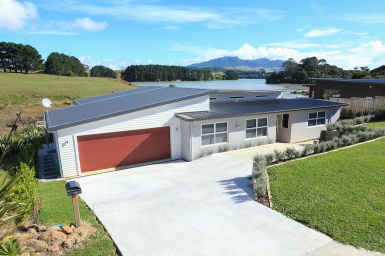 Photo of property in 19 Robertson Street, Raglan, 3225