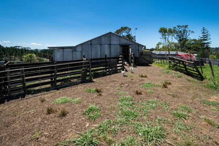 Photo of property in 51 Anzac Valley Road, Waitakere, Auckland, 0816