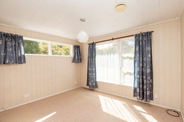 Photo of property in 36 Pipiroa Road, Ngatea, 3503