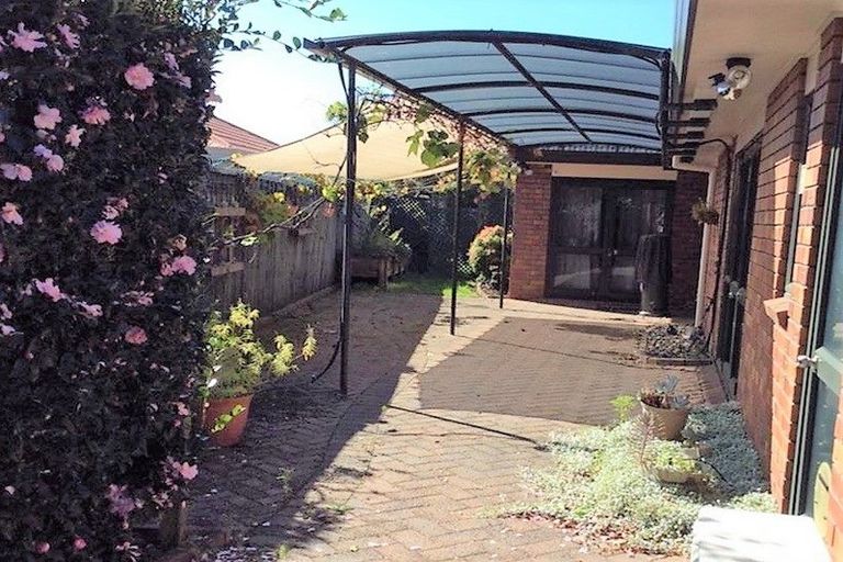 Photo of property in 33 Admiral Crescent, Flagstaff, Hamilton, 3210