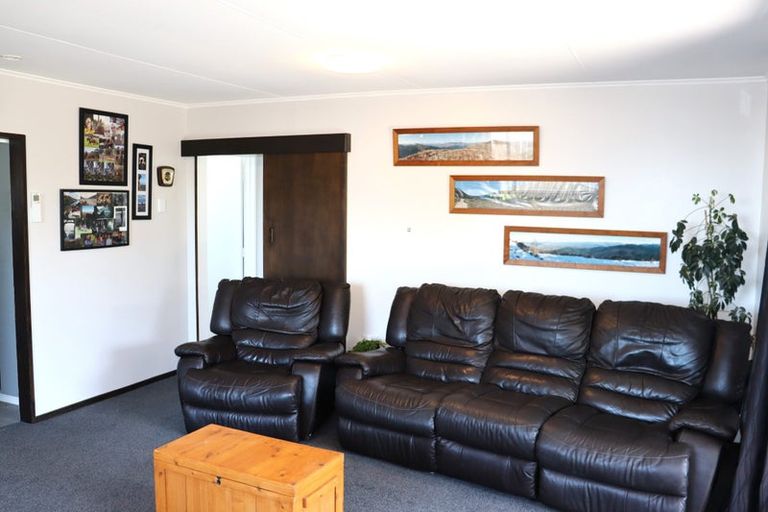 Photo of property in 3 White Street, Glenavy, Waimate, 7980