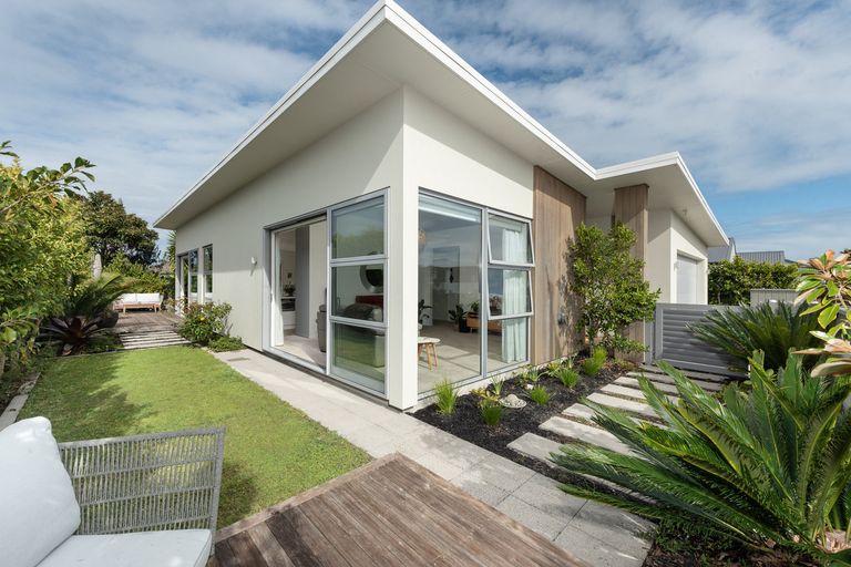 Photo of property in 23 Maria Tini Drive, Papamoa Beach, Papamoa, 3118