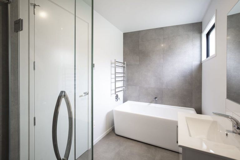 Photo of property in 9 Mcadam Drive, Jacks Point, Queenstown, 9371