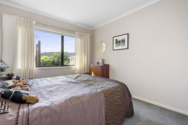 Photo of property in 36 Madison Street, Cambridge, 3434