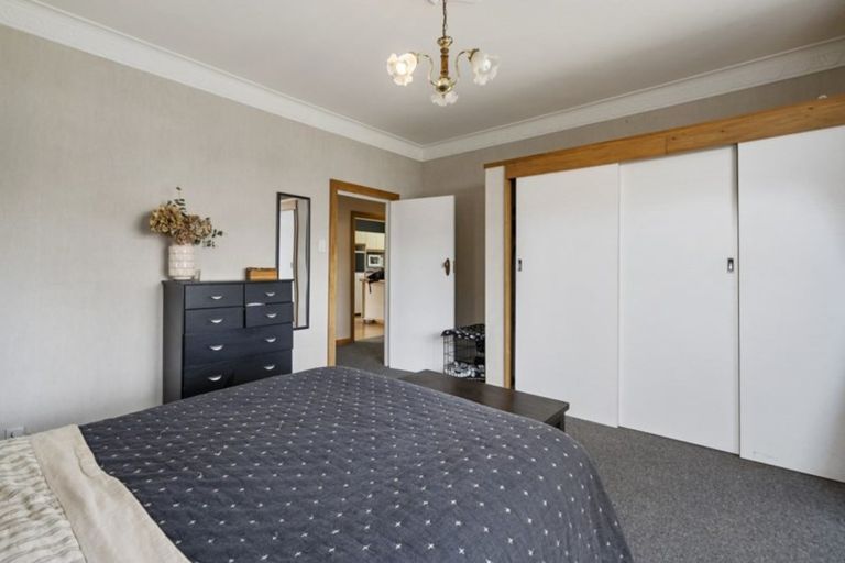 Photo of property in 7 Rangitira Avenue, Palmerston North, 4414