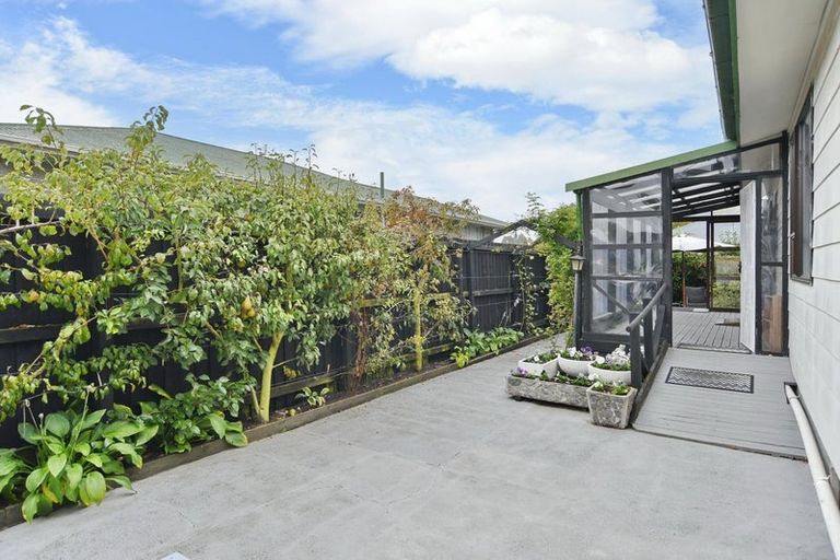 Photo of property in 1/7 Sefton Street, Belfast, Christchurch, 8051