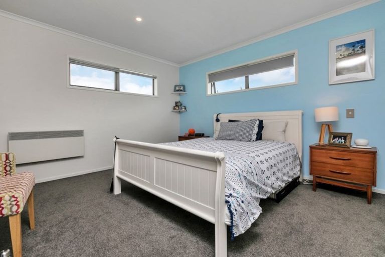 Photo of property in 5 Touhou Road, Hobsonville, Auckland, 0618