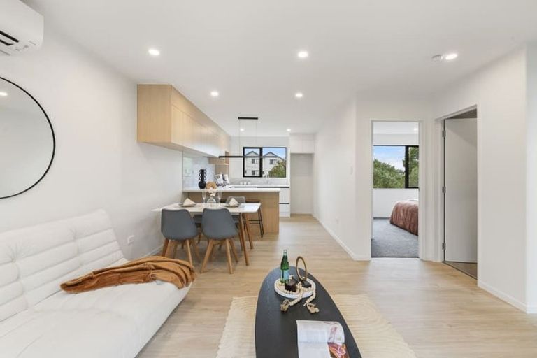 Photo of property in 7/205 Sunnynook Road, Wairau Valley, Auckland, 0627