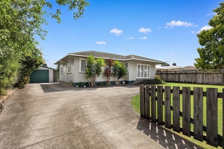 Photo of property in 1 Coronation Road, Morrinsville, 3300