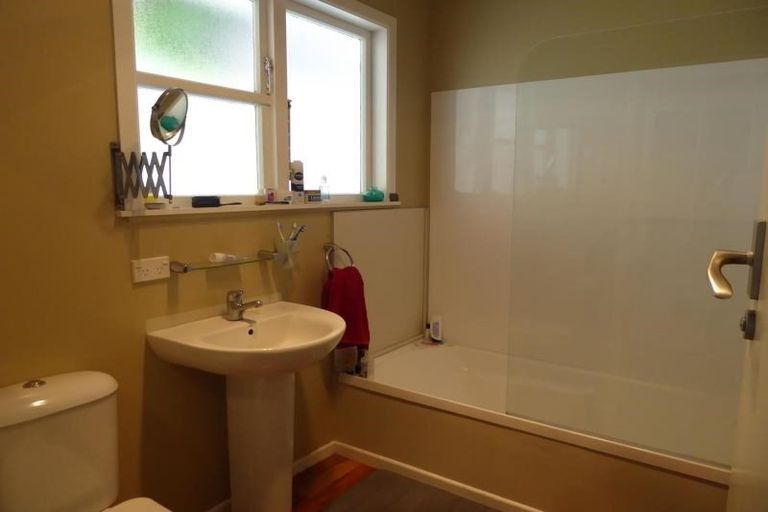 Photo of property in 5 Broomhill Road, Highbury, Wellington, 6012