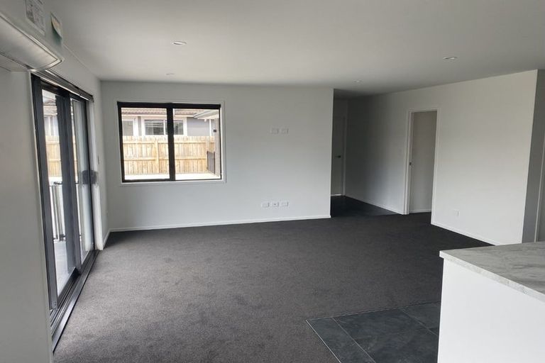 Photo of property in 188b Seaview Road, Westown, New Plymouth, 4310