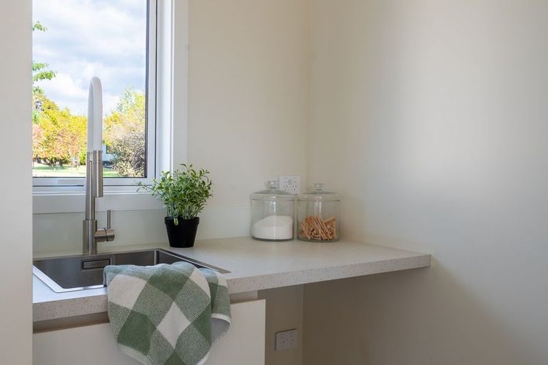 Photo of property in 4a Reid Grove, Richmond Heights, Taupo, 3330