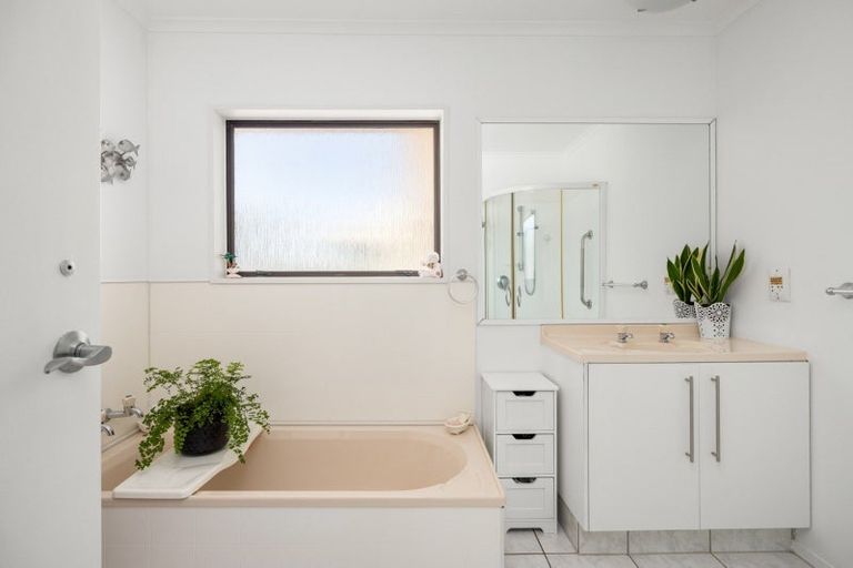 Photo of property in 43b Maxwells Road, Otumoetai, Tauranga, 3110