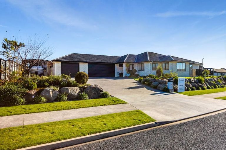 Photo of property in 31 Papawhero Drive, Bell Block, New Plymouth, 4312