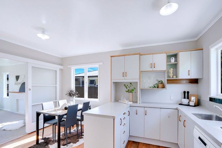 Photo of property in 48 Cameron Road, Hamilton East, Hamilton, 3216