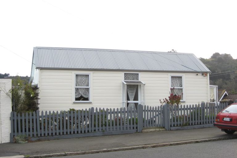 Photo of property in 4 Magnetic Street, Port Chalmers, 9023